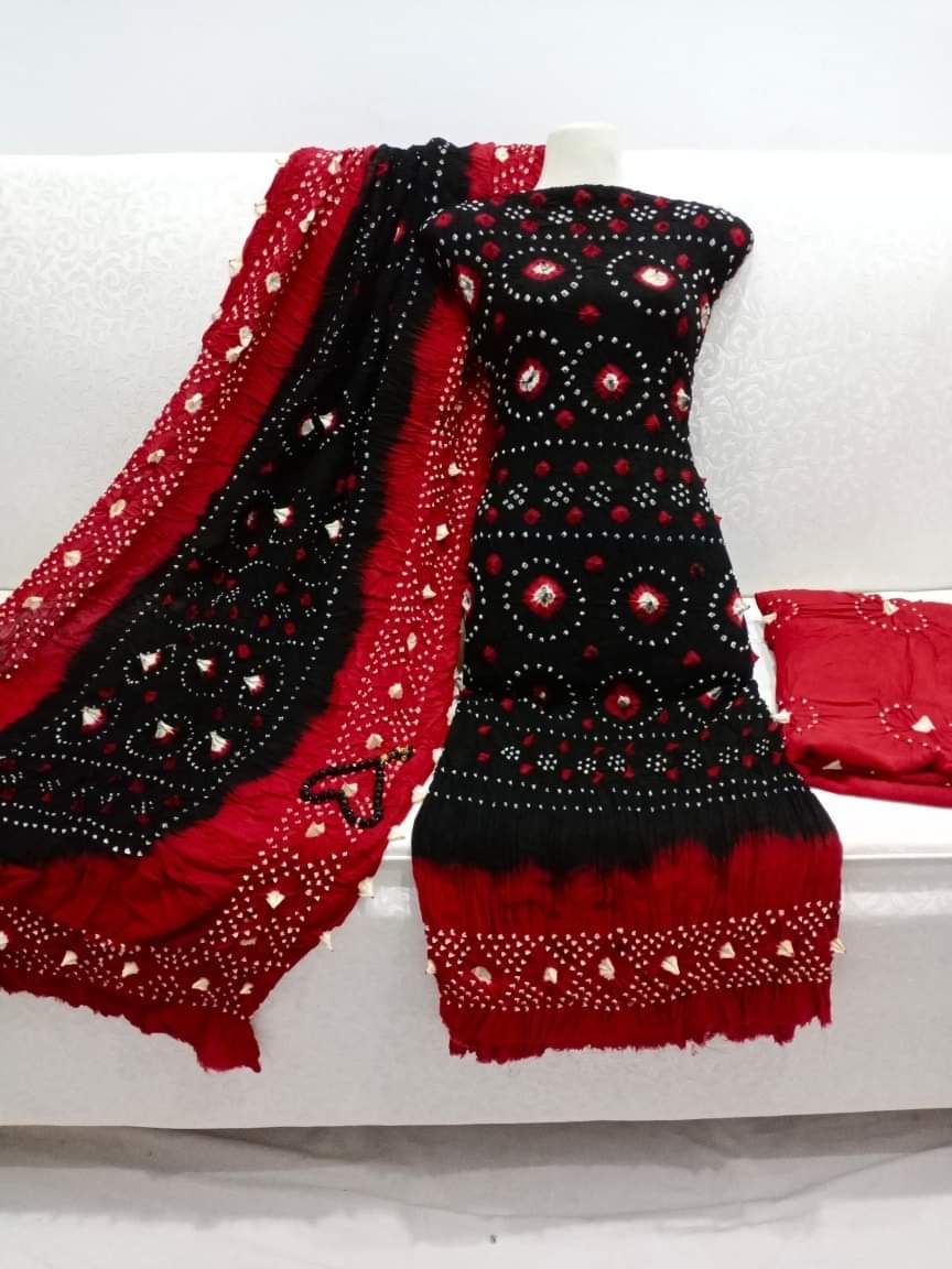 Black Chunri Suit
