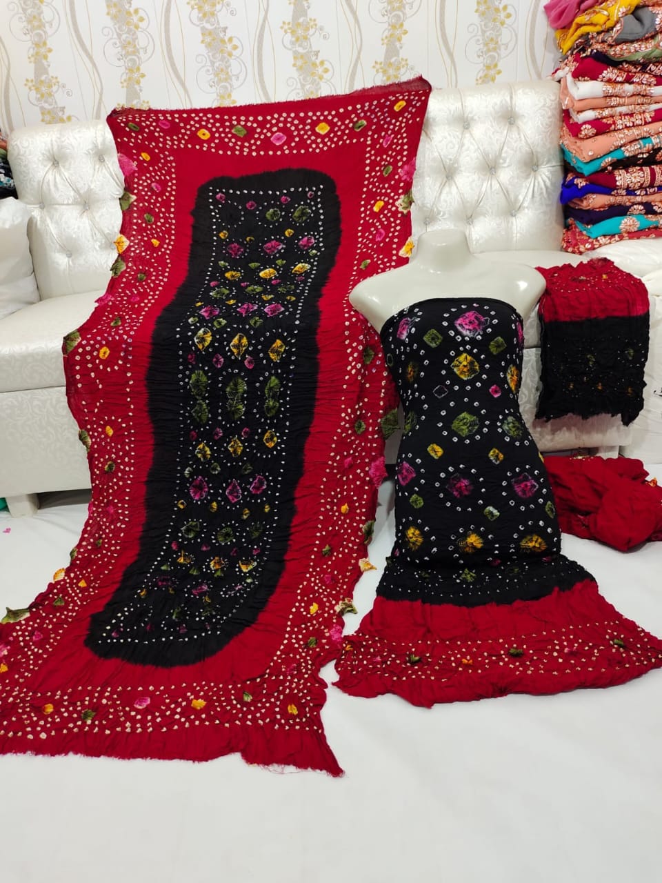 Black Chunri Suit